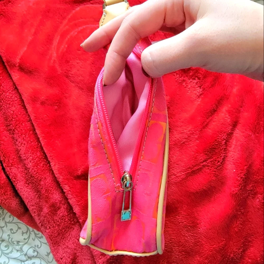 💰🌟 3 for $13 Liz Claiborne Purse 👛 - Picture 4 of 6